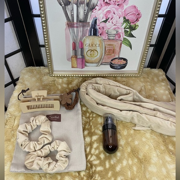 Elle Beige & Brown Heatless Curler Set - Picture 3 of 6